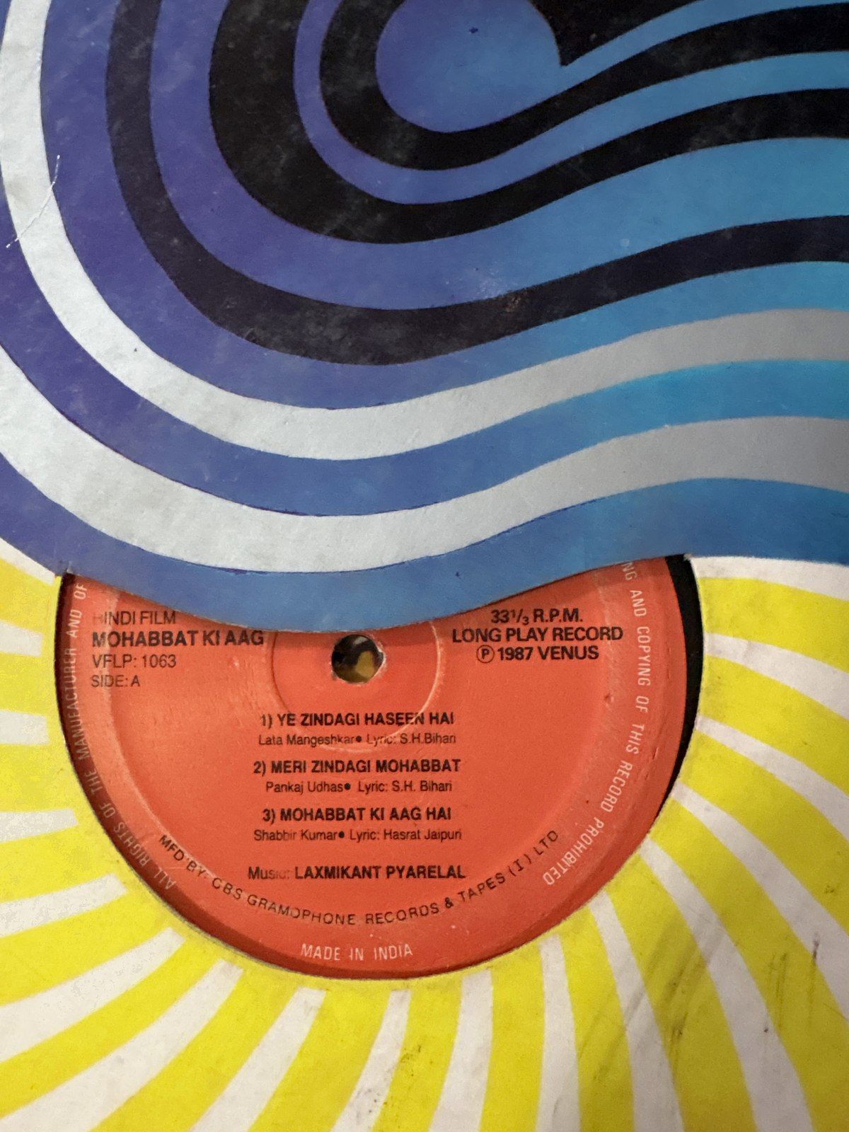 The centre label