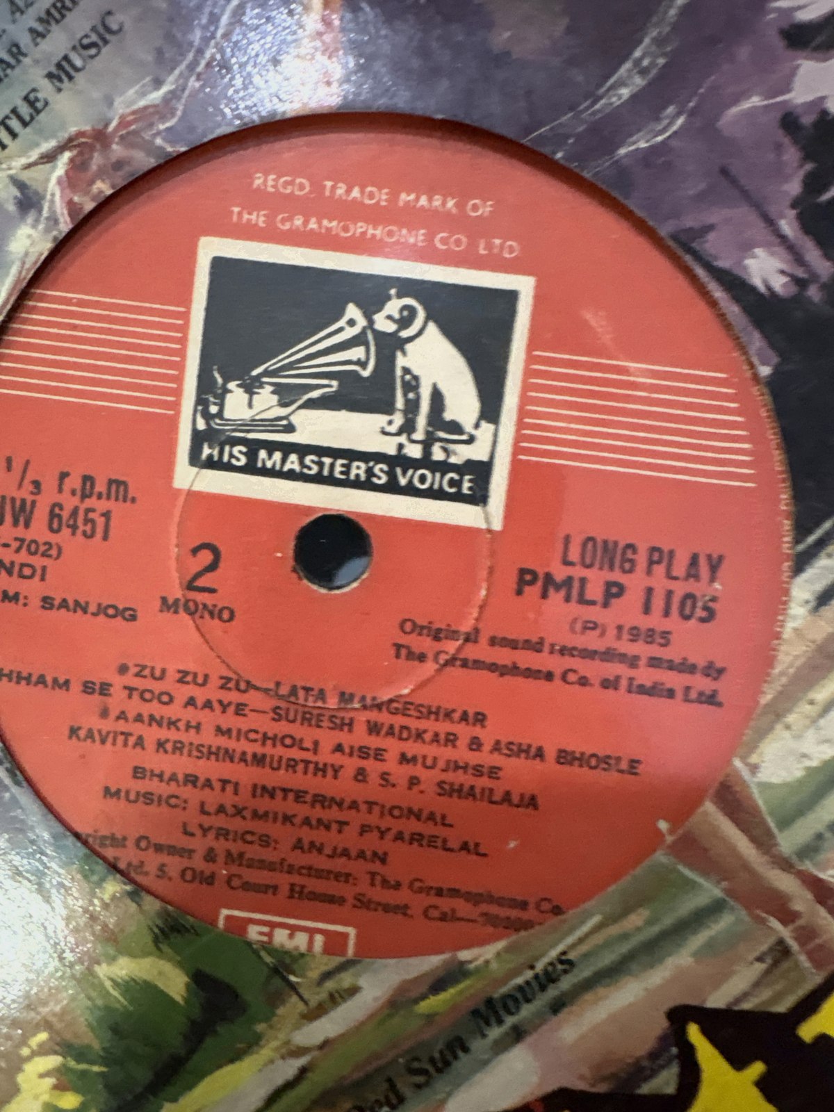 The centre label