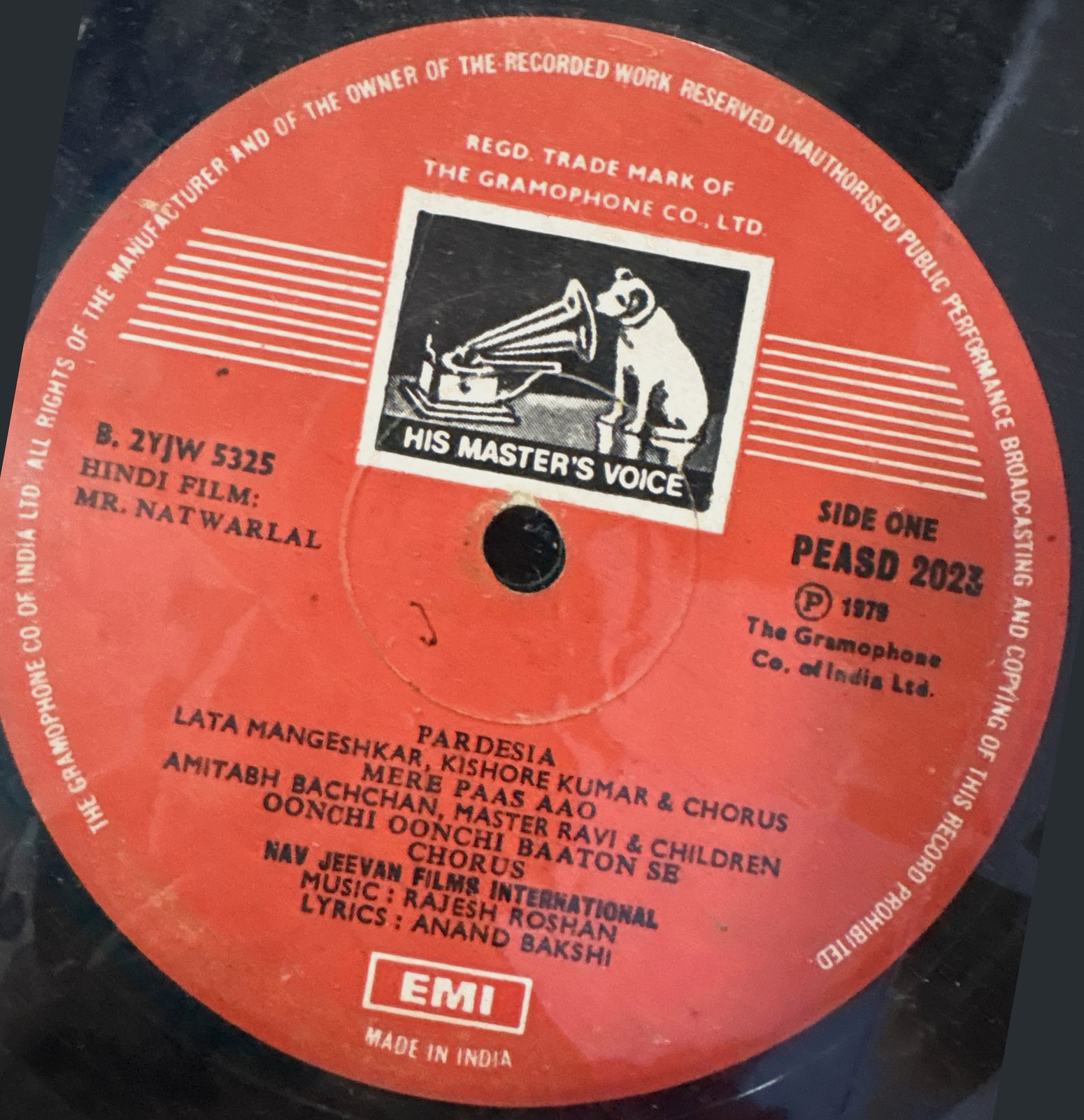 The centre label