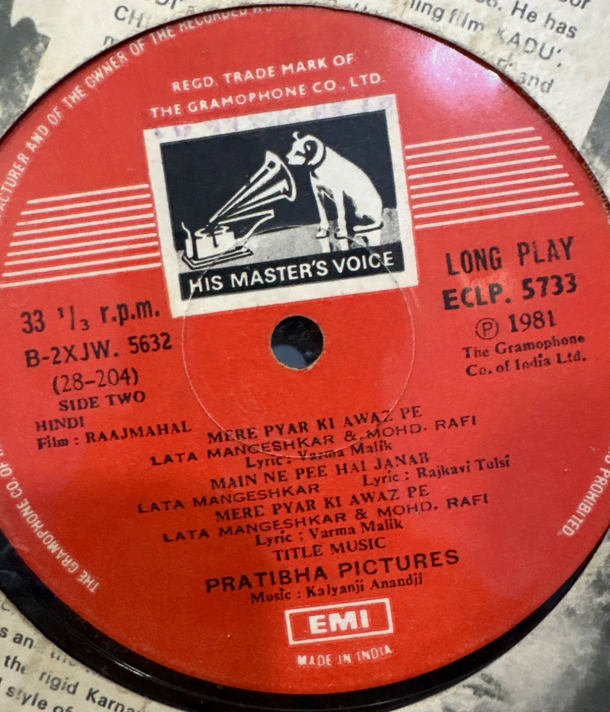 The centre label