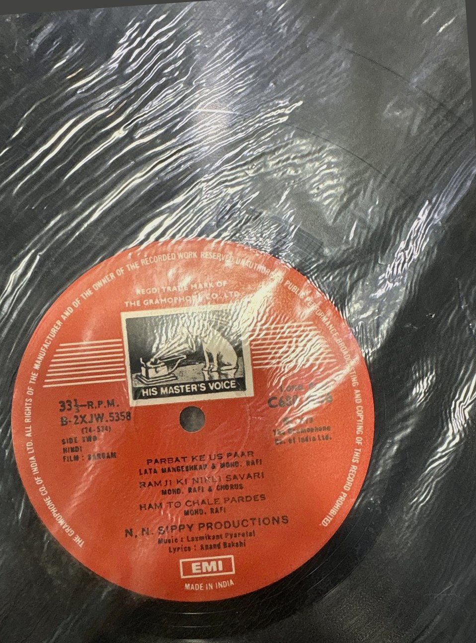 The centre label